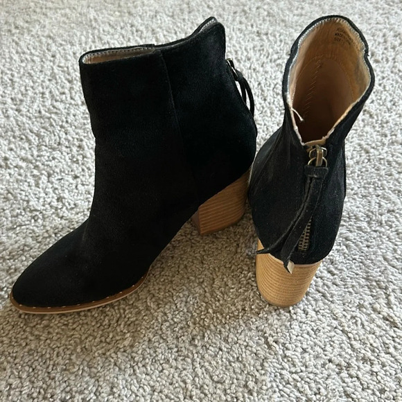 Gently used suede booties w/stud details - Picture 1 of 5